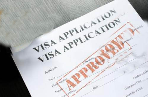 美国签证拒签率高吗？怎样才能顺利通过？