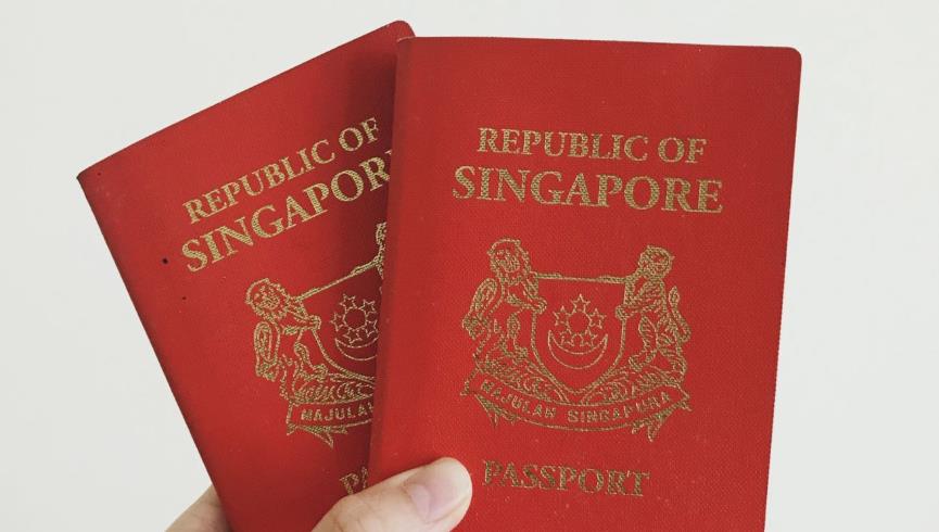 持新加坡护照去美国旅游需要办理签证吗？